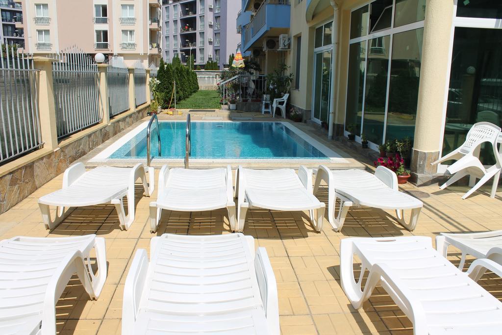 Aqua Blue Apartments Σάνι Μπιτς Εξωτερικό φωτογραφία